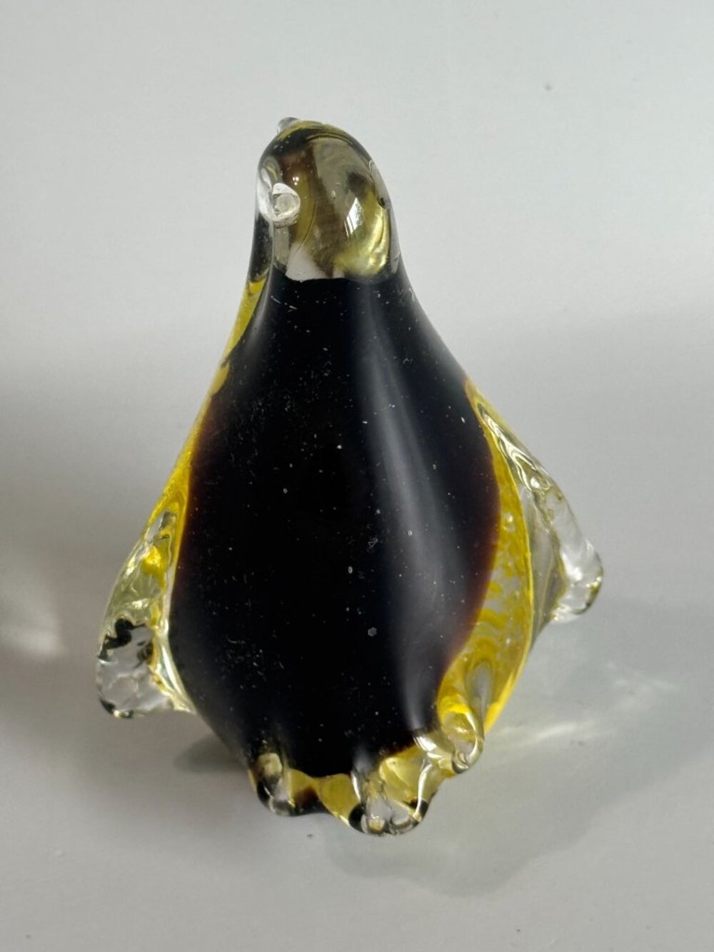 Vintage Art Glass Penguin Paperweight Black Yellow Controlled Bubble 4 1/2" - Picture 6 of 11